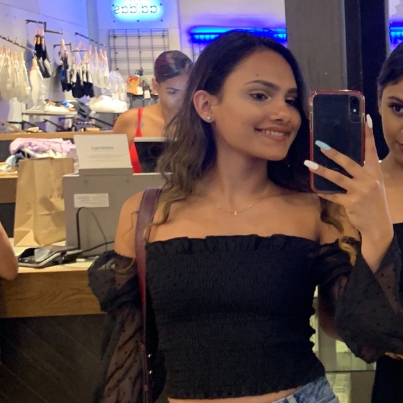 Meet your Posher, Preetiza - Picture 1 of 1